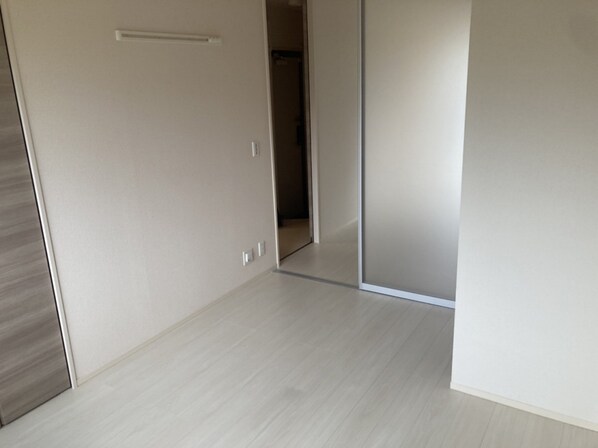 ラフィーネ亀山の物件内観写真